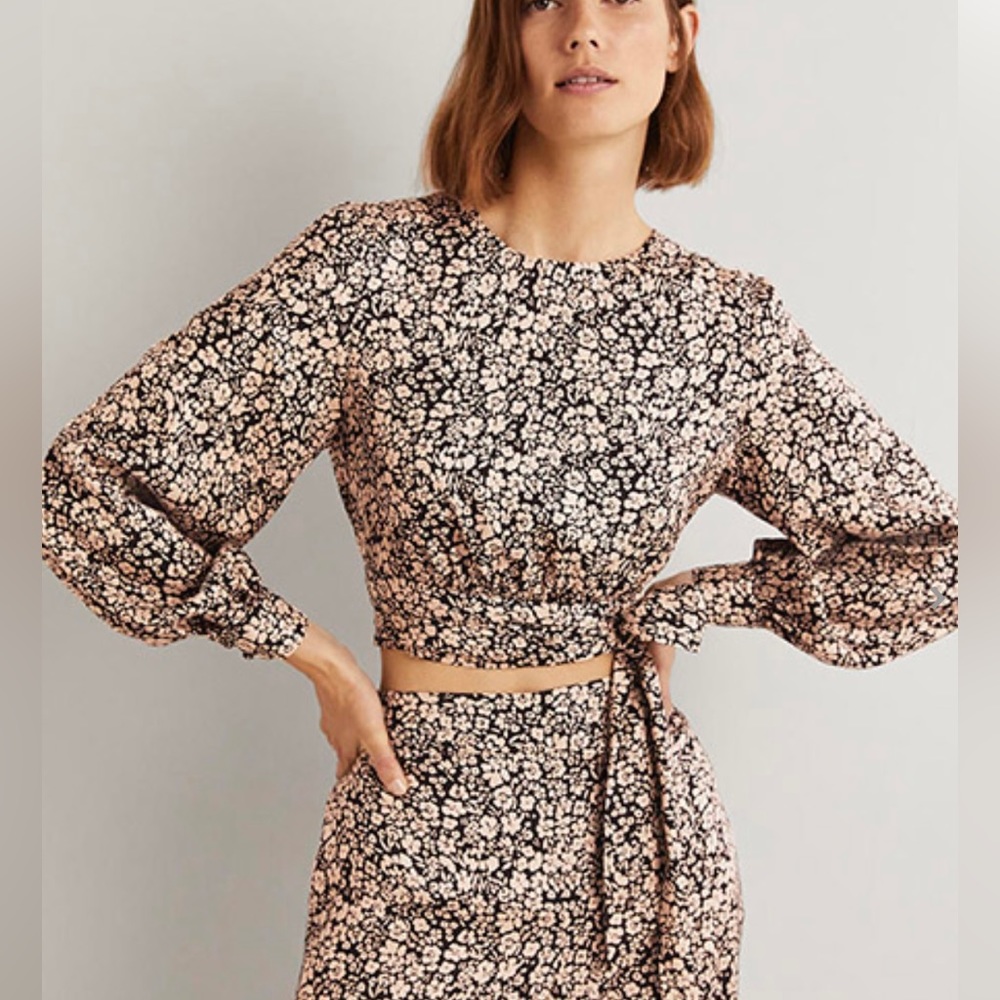 Boden Long Sleeve Crop Top Size 8 US